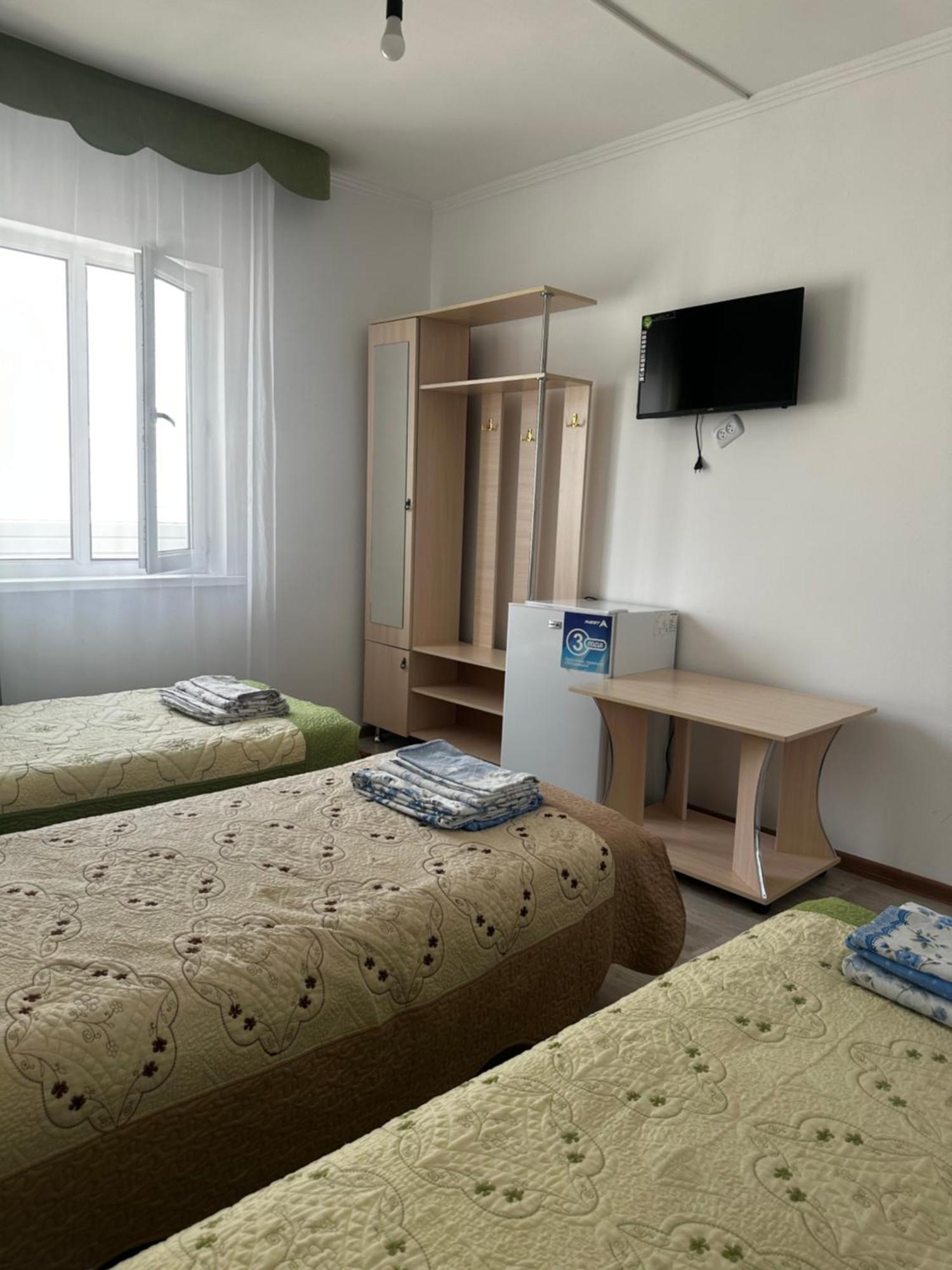 Guest House Arbat Tsjolpon-Ata Eksteriør bilde